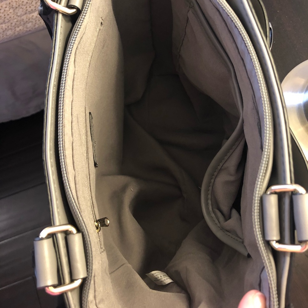 Purse - Picture 3 of 3